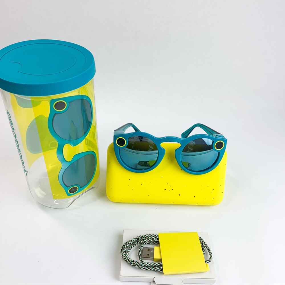 Spectacles Snapchat v1 Teal Camera Sunglasses